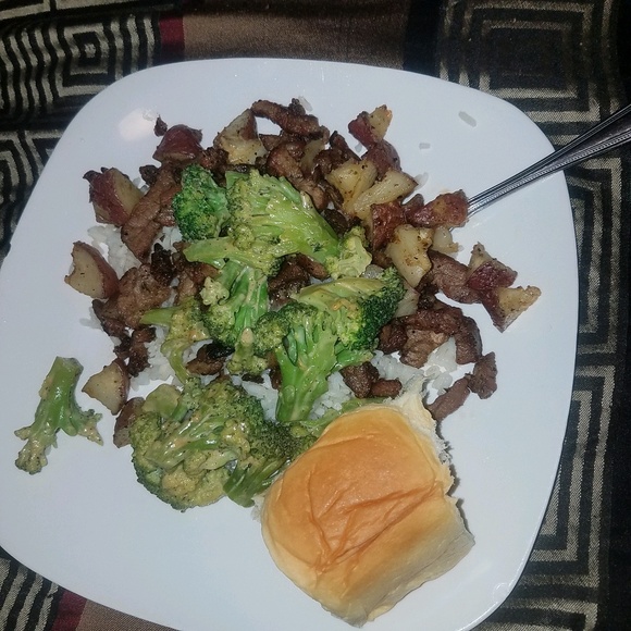 Meet your Posher, Tye - Picture 1 of 1